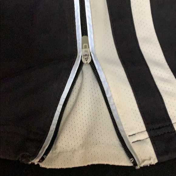 nike cotton/poly/spandex pants - Picture 5 of 11